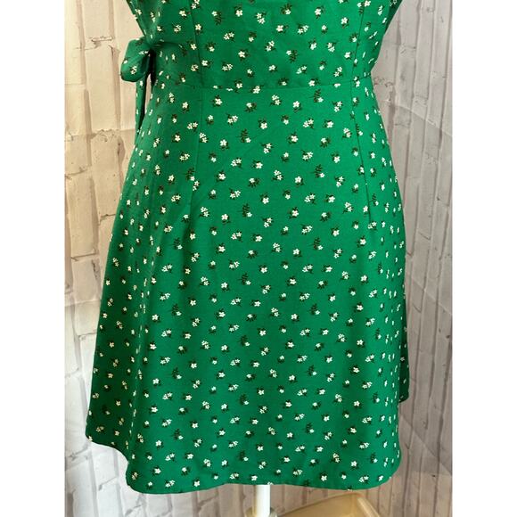 E&M Green Wrap Sz L - Picture 6 of 12